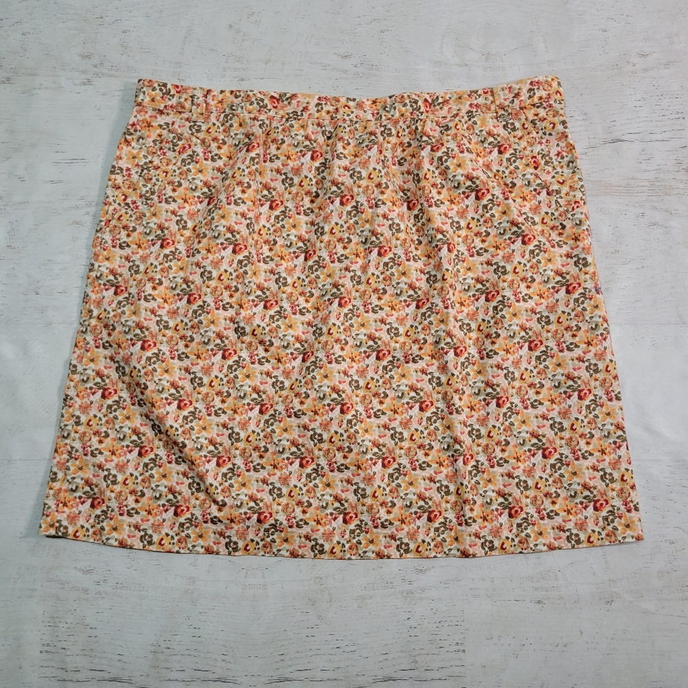 Izod floral plus size mini skirt, size 16